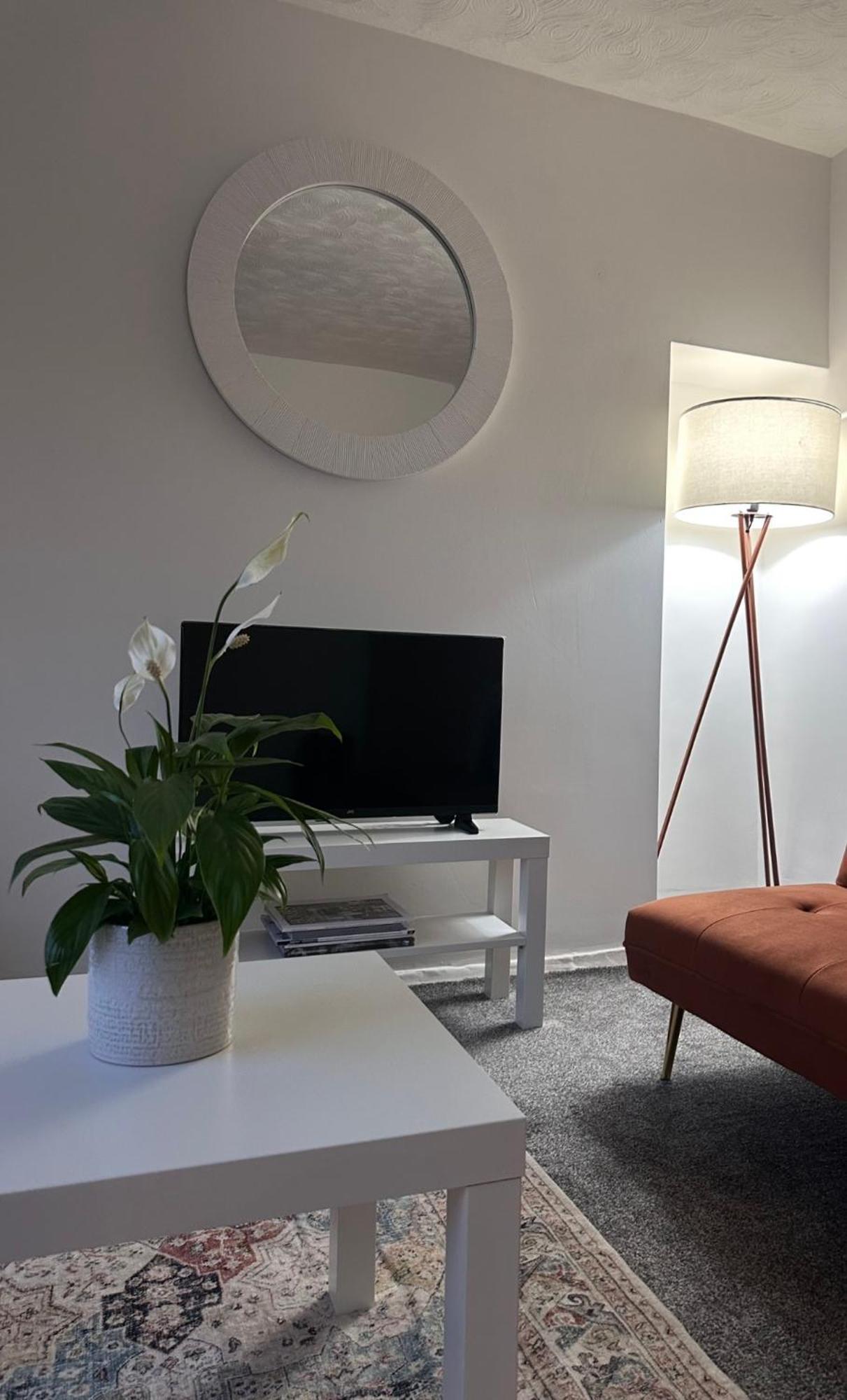 Ocean Village Marina 2 Bedroom Apartment With Balcony! Southampton Luaran gambar